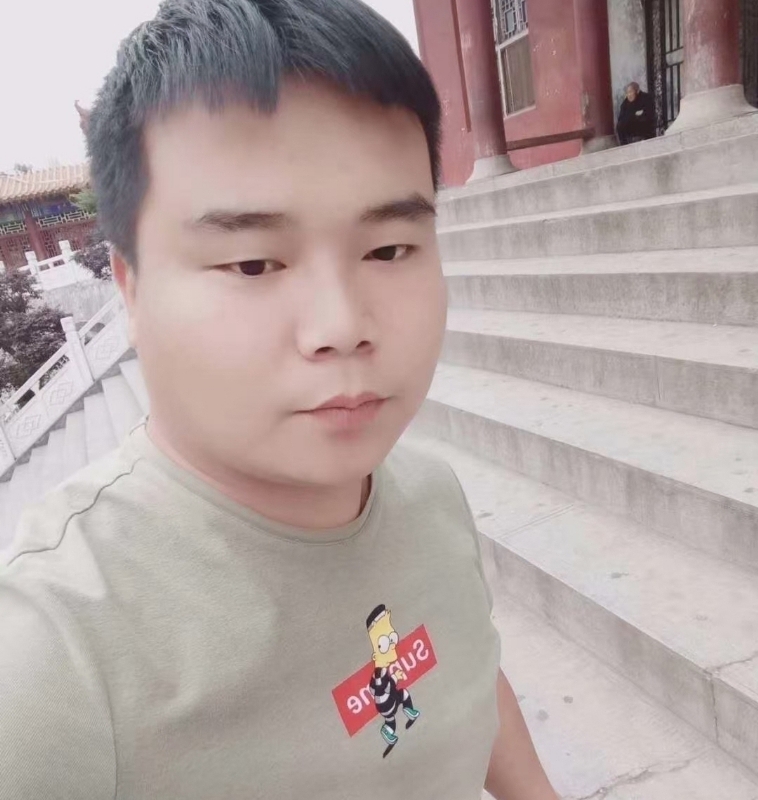 无邪的第一张照片--十堰交友中心